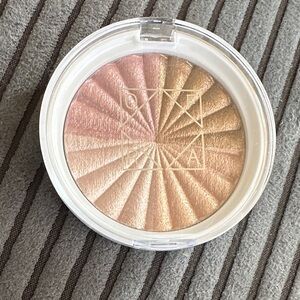 OFRA Radiant Duo-Glow Highlighter — Pink, Gold and bronze